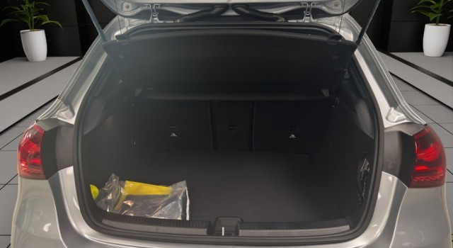 MERCEDES-BENZ A 200 Night Star 7G-DCT
