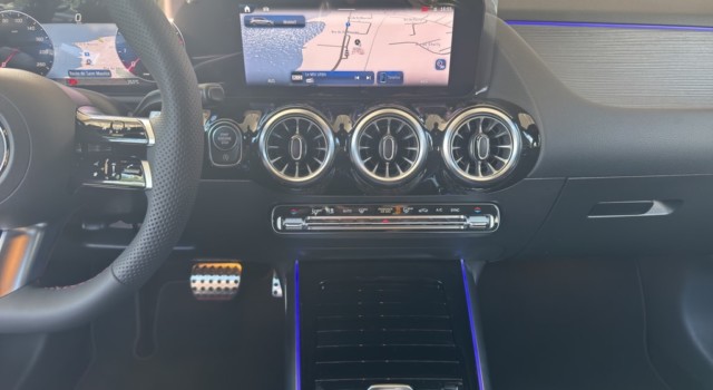 MERCEDES-BENZ B 220 4Matic 8G-DCT