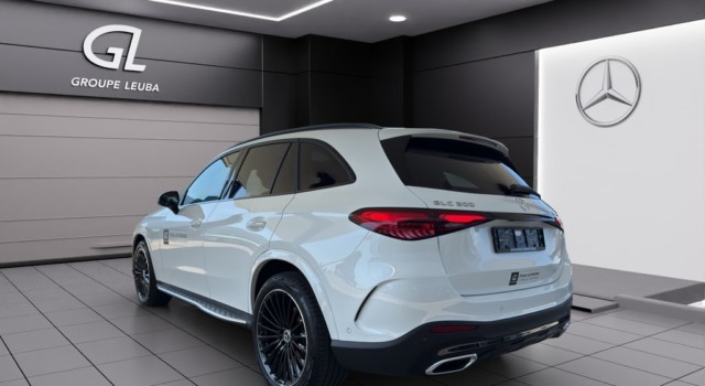MERCEDES-BENZ GLC 300 4Matic 9G-Tronic