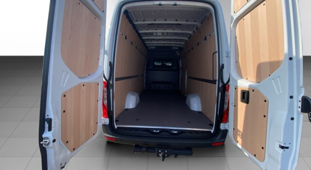 MERCEDES-BENZ Sprinter 319 CDI Lang 9G-TRONIC