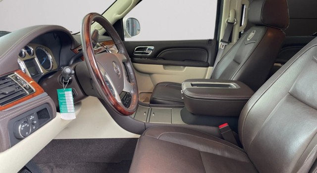 CADILLAC ESCALADE 6.2 Sport Luxury