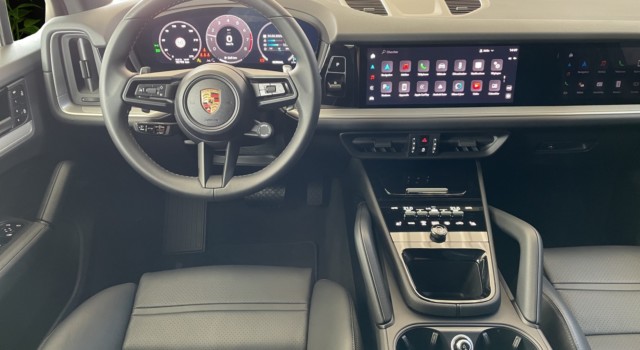 PORSCHE CAYENNE Tiptronic