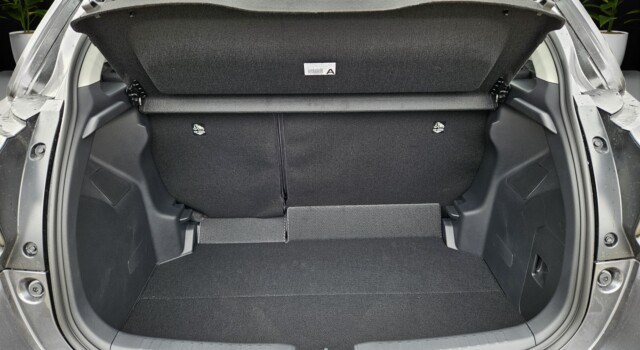 MAZDA 2 Hybrid Exclusive-line