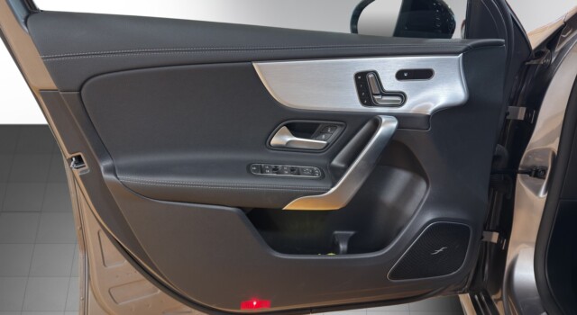 MERCEDES-BENZ A 35 AMG 4Matic Speedshift