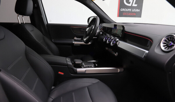 MERCEDES-BENZ GLB 220 d 4Matic AMG Line 8G-Tronic