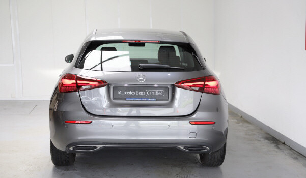 MERCEDES-BENZ A 180 7G-DCT
