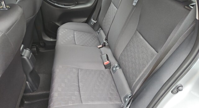 MAZDA 2 Hybrid Centre-line