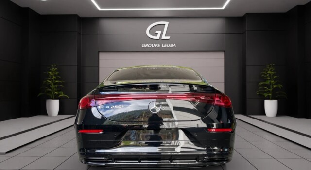 MERCEDES-BENZ CLA 250 + 85 kWh EQ