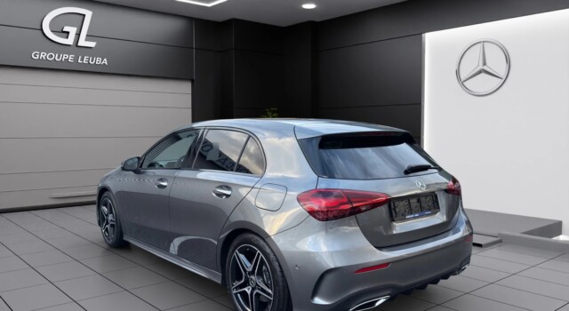 MERCEDES-BENZ A 200 Night Star 7G-DCT