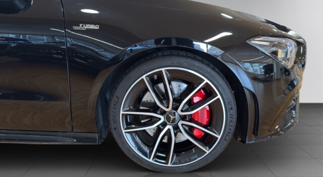 MERCEDES-BENZ CLA 35 AMG CLA Shooting Brake 35 AMG 4Matic 7G-DCT