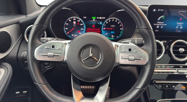 MERCEDES-BENZ GLC 300 e AMG Line 4Matic