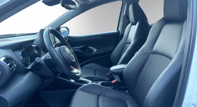 MAZDA 2 Hybrid Select