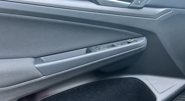 VW GOLF 1.5 eTSI mHEV ACT First Edition DSG