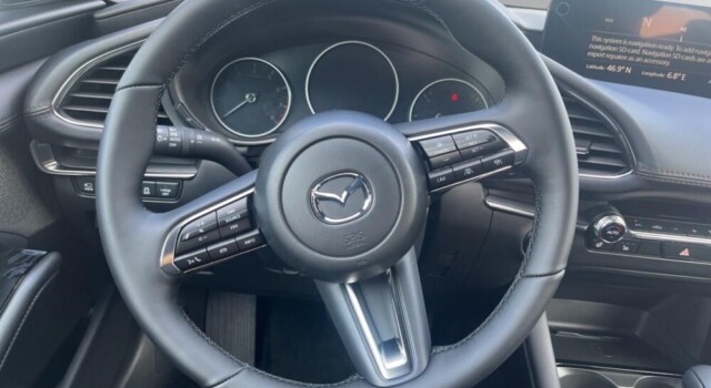 MAZDA 3 Hatchback SKYACTIV-G M Hybrid 140 Centre Line Automat