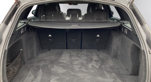 MERCEDES-BENZ C 220 d T 4Matic AMG Line Swiss Star