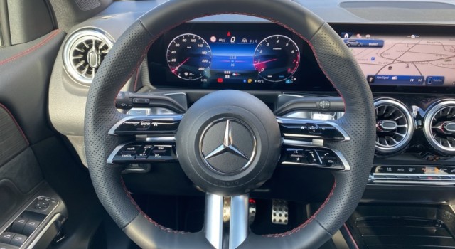 MERCEDES-BENZ GLB 250 4Matic 8G-Tronic