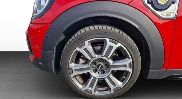 MINI COUNTRYMAN CooperSE Trafa