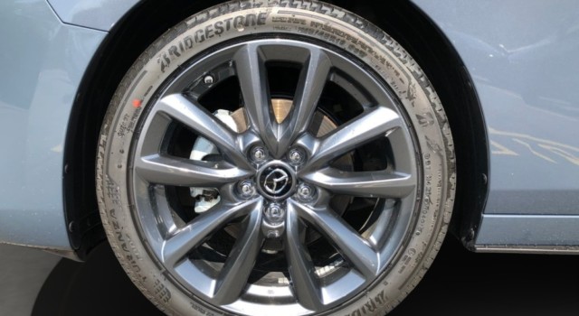 MAZDA 3 Sedan SKYACTIV-G M Hybrid 140 Exclusive Line Automat