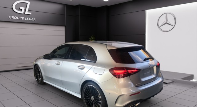MERCEDES-BENZ A 200 Night Star 7G-DCT