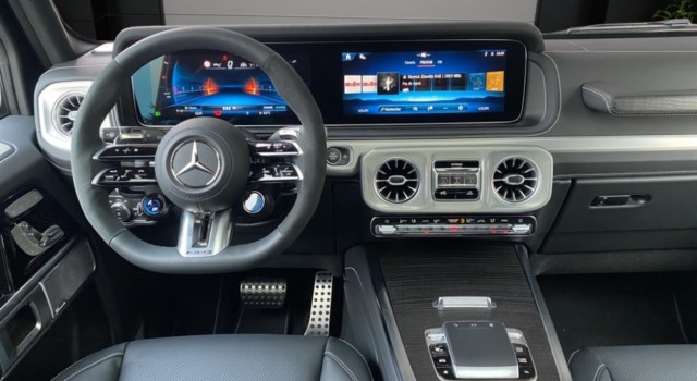 MERCEDES-BENZ G 63 AMG 9G-Tronic