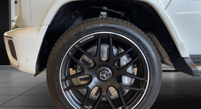 MERCEDES-BENZ G 63 AMG 9G-Tronic