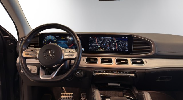 MERCEDES-BENZ GLE 300 d AMG Line 4Matic