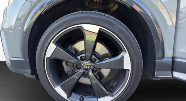 AUDI Q2 1.4 TFSI Edition # 1
