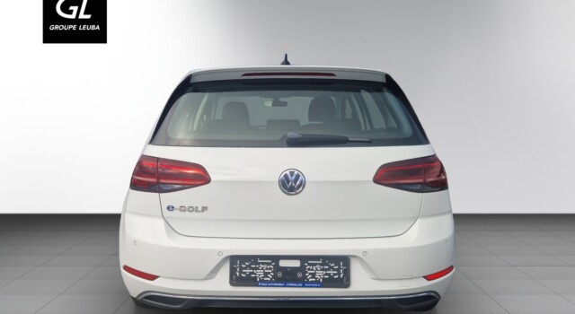 VW GOLF e-