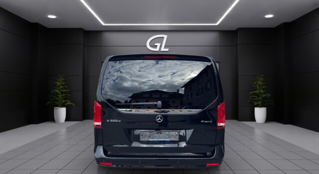 MERCEDES-BENZ V 300 d extralang Swiss Edition 4Matic 9G-Tronic
