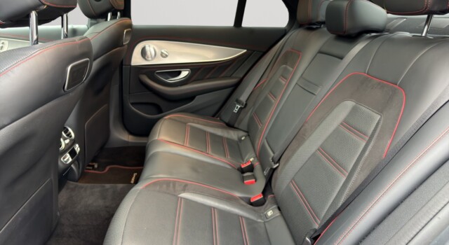MERCEDES-BENZ E 43 AMG 4Matic
