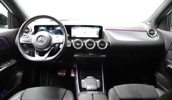 MERCEDES-BENZ EQA 250 AMG Line