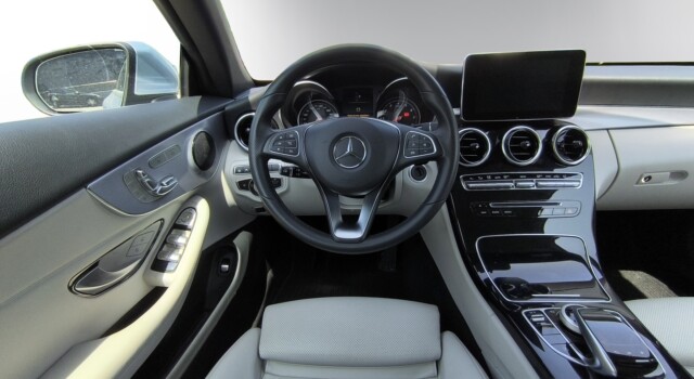 MERCEDES-BENZ C 400 4Matic
