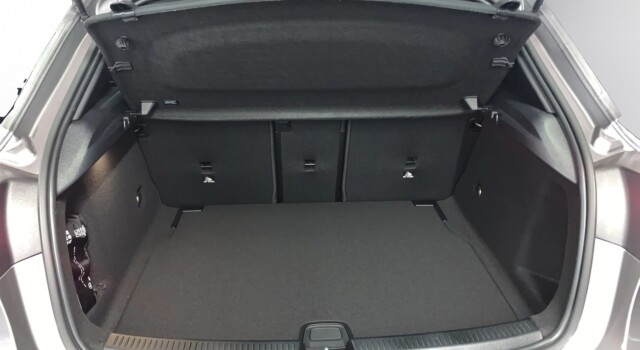 MERCEDES-BENZ A 180 d 8G-DCT