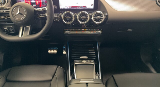 MERCEDES-BENZ GLA 220 4Matic 8G-DCT