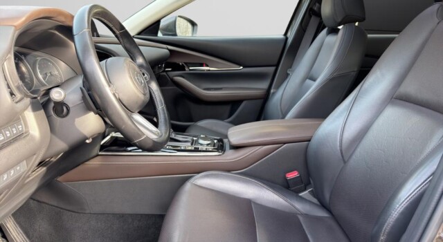 MAZDA CX-30 SKYACTIV-X 186 M Hybrid AWD Revolution Automat