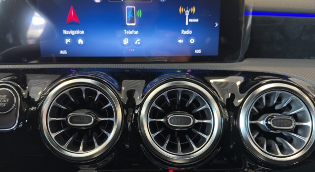 MERCEDES-BENZ CLA 250 e 8G-DCT EQ Star