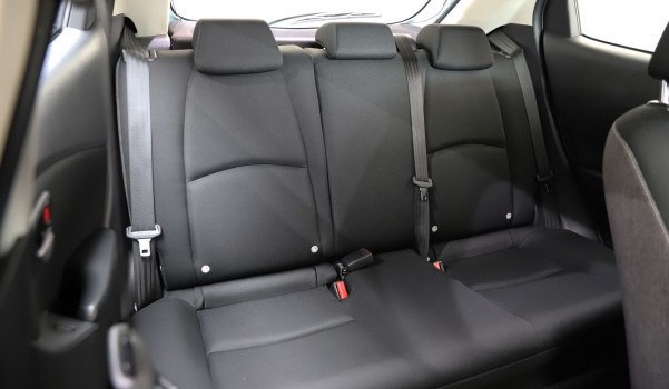 MAZDA 2 G 90 Center-Line A