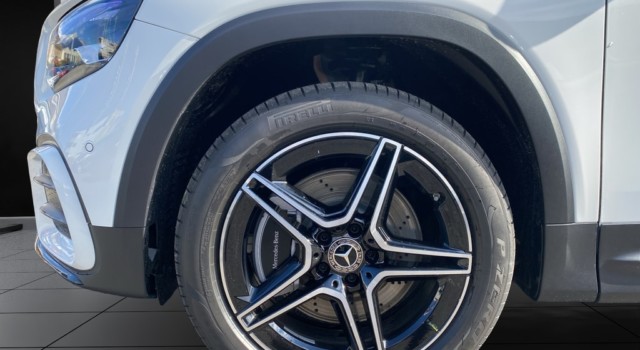 MERCEDES-BENZ GLB 250 4Matic 8G-Tronic