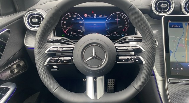 MERCEDES-BENZ GLC 300 e 4Matic 9G-Tronic