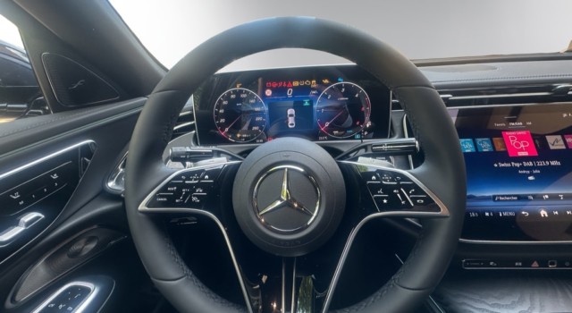 MERCEDES-BENZ E 220 d 4Matic 9G-Tronic
