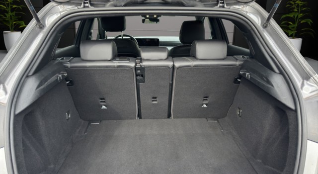 MERCEDES-BENZ A 220 Progressive 4Matic