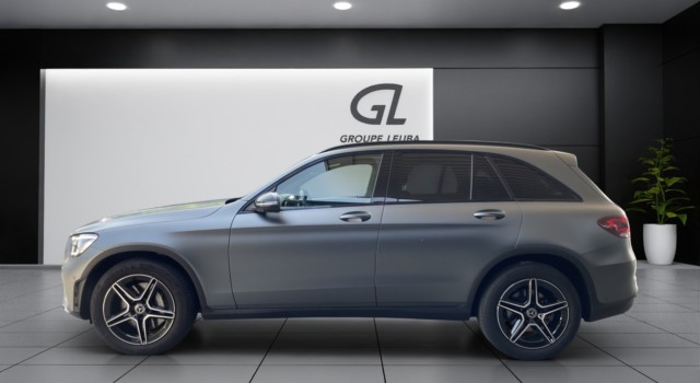 MERCEDES-BENZ GLC 300 AMG Line 4Matic 9G-Tronic