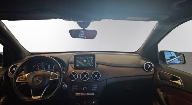 MERCEDES-BENZ B 220 AMG Line 4Matic