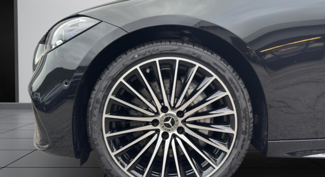 MERCEDES-BENZ C 300 4 Matic