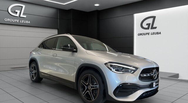 MERCEDES-BENZ GLA 250 4Matic AMG Line 8G-DCT