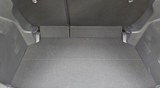 MAZDA 2 Hybrid Centre-line