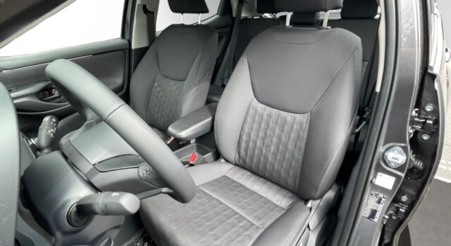 MAZDA 2 Hybrid Centre-line