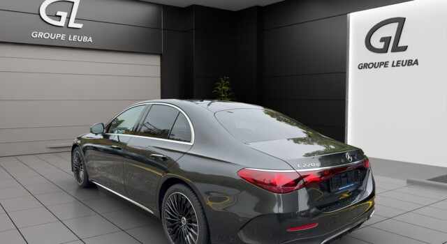 MERCEDES-BENZ E 220 d 4Matic AMG Line 9G-Tronic