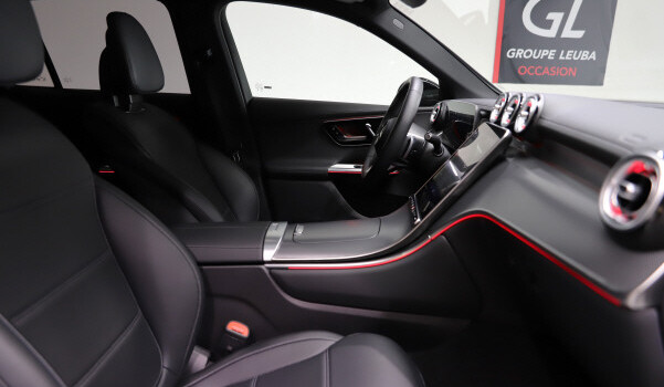 MERCEDES-BENZ GLC 300 e 4M 9G-Tronic