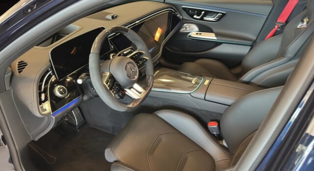 MERCEDES-BENZ E 53 AMG E 53 Hybrid T 4Matic+ 9G-Tronic